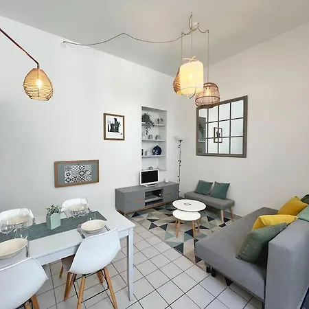 Appartement Cour Passy - Centre *